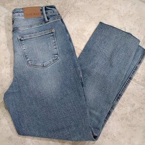Judy Blue Jeans, Size 7/28, Medium wash